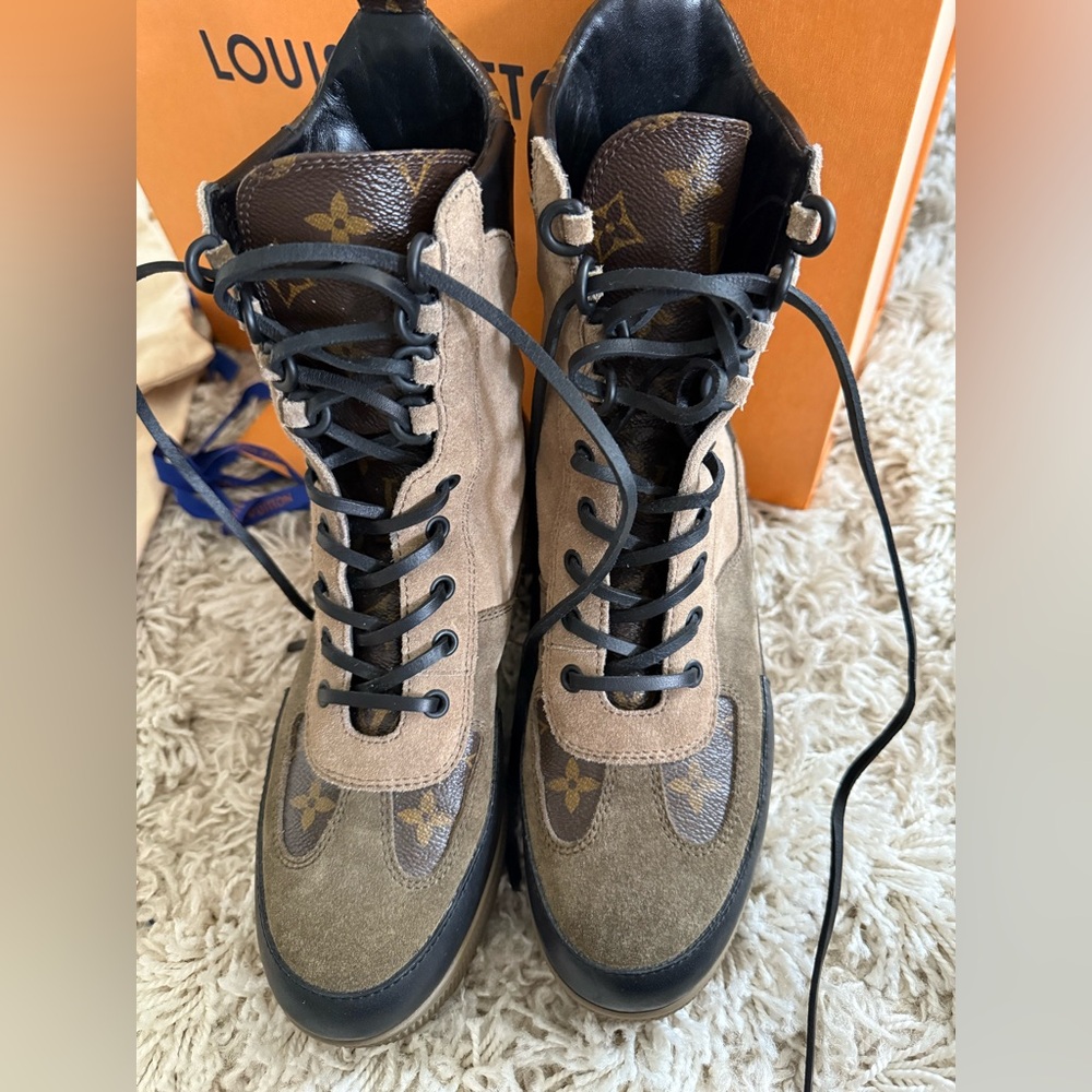 Louis Vuitton desert boots - Picture 5 of 10